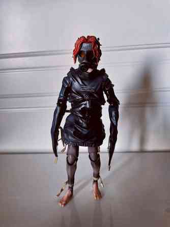 Square Enix Play Arts Tretij Rebenok figuuri Tampere