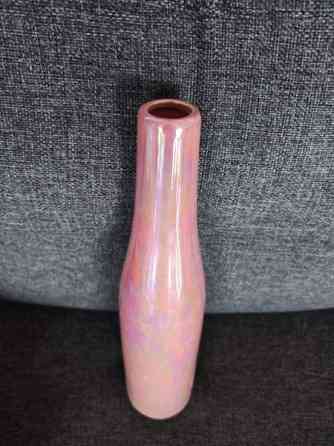 Pinkki maljakko Nurmijaervi