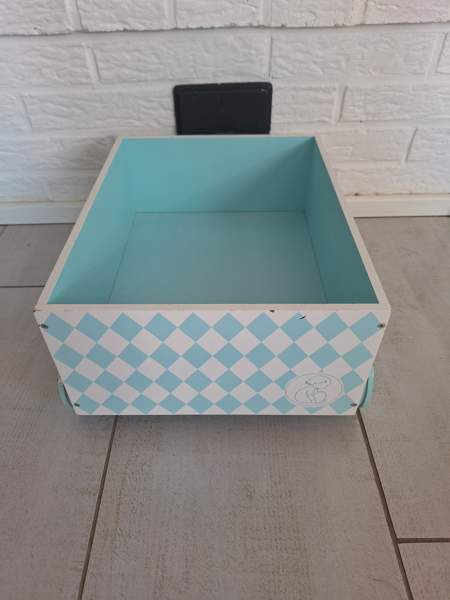 Pyörillä kulkeva säilytyslaatikko Йоэнсуу - изображение 2