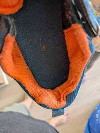 Siniset lenkkarit Espoo