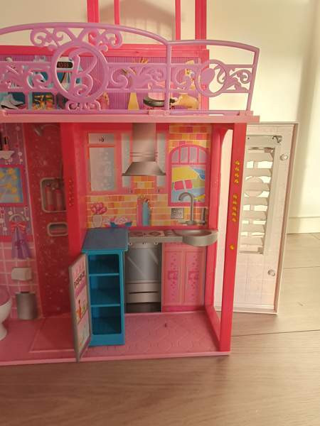 Barbie talo Espoo – foto 3