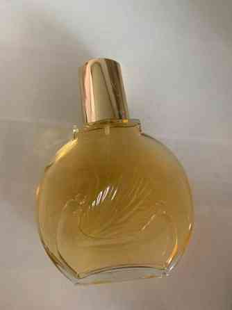 Gloria vanderbilt hajuvesi Espoo