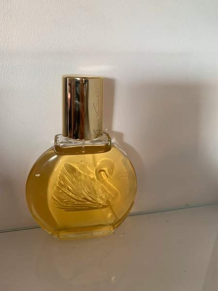 Gloria vanderbilt hajuvesi Эспоо - изображение 1