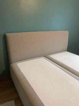 Runkopatjasänky 2x80cm ja sängynpääty VARATTU Muurame