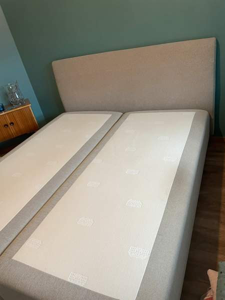 Runkopatjasänky 2x80cm ja sängynpääty VARATTU Muurame - photo 2