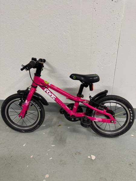 Frog 40, pinkki -22 Helsinki - изображение 1