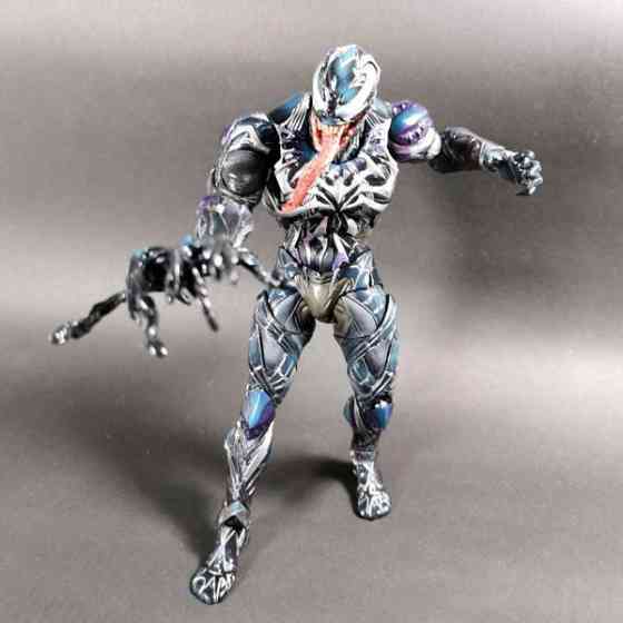 Square Enix Variant Play Arts Marvel Universe Venom figuuri Tampere