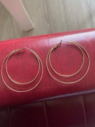 Kullanvärisiä korvakoruja Rovaniemi - valokuva 3