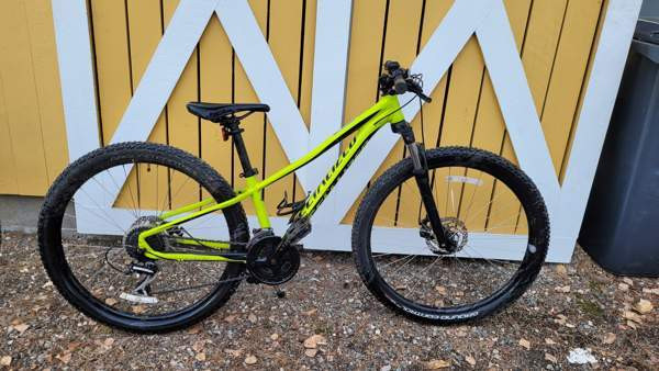 27,5 renkaalla S-koon maastopyörä Polvijärvi - photo 1