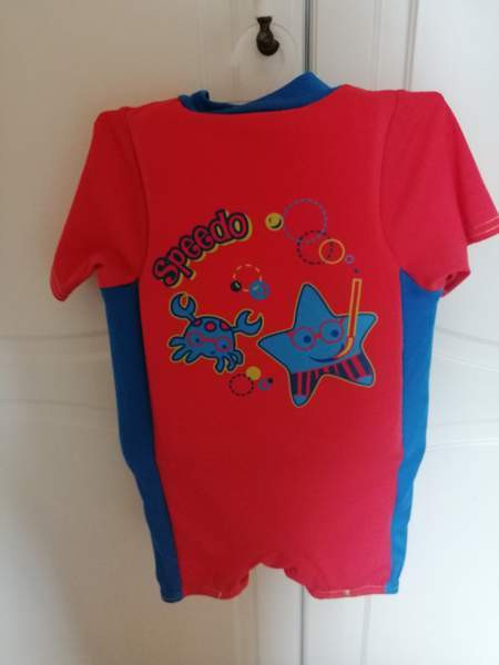 Kelluttava uimapuku/kellukeuimapuku 2-3 vuotiaalle Siilinjaervi - photo 1