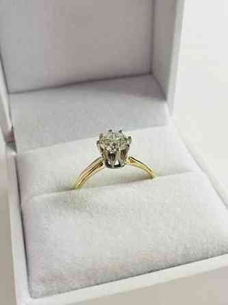 Uusi Kultasormus käsintehty tilauksesta 14K(585) 0,80ct timantilla, koko 16,5 Jaervenpaeae