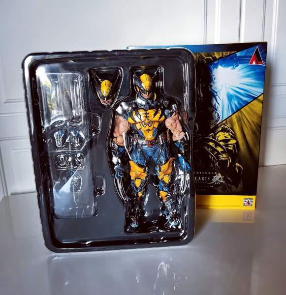 Square Enix Variant Play Arts Marvel Universe Wolverine figuuri Tampere - valokuva 5