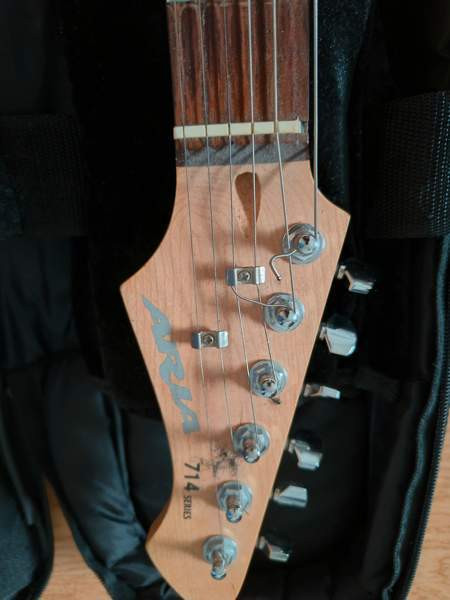 Sähkökitara + laukku Kajaani – foto 2