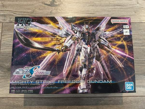 Gunpla Mighty Strike Freedom Gundam HG Kokkola – foto 1
