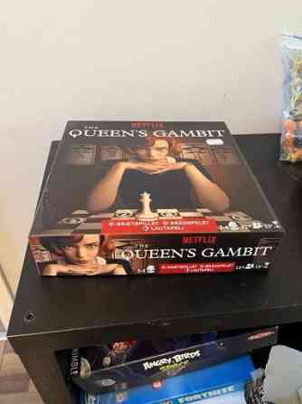 Netflix Queen’s Gambit lautapeli (uusi) Tampere