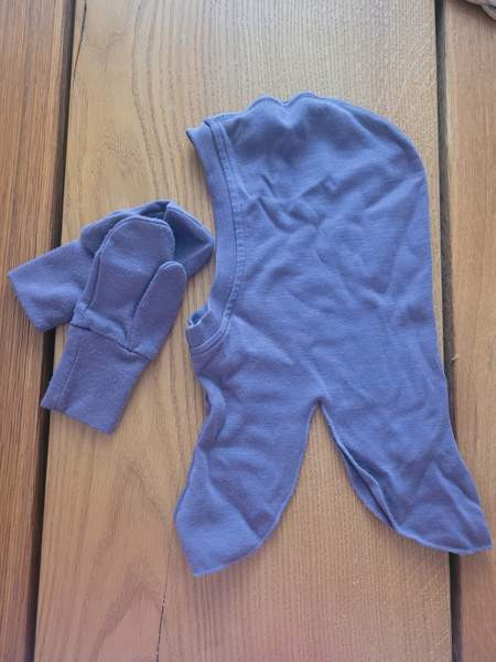 Merinovilla kypärämyssy koko 2-4 vuotta ja lapaset Vantaa - valokuva 1