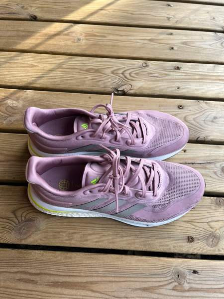 Adidaksen juoksukengät 30€ Jyvaeskylae - photo 2