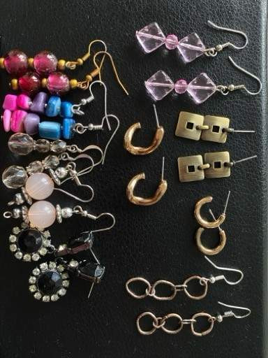 Erilaisia korvakoruja 10paria 2e Рованиеми - изображение 1