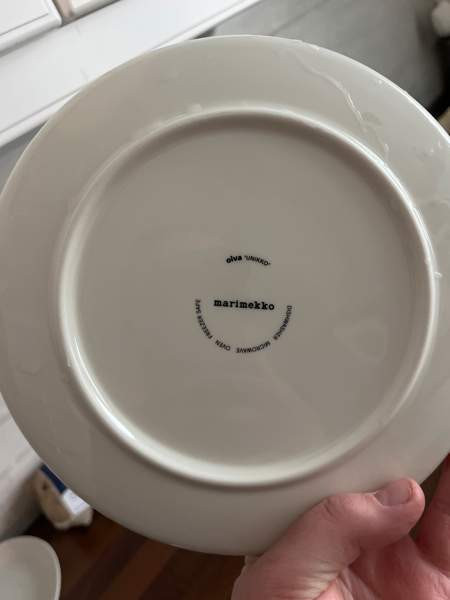 Marimekko Unikko lautanen Kittilä - изображение 2