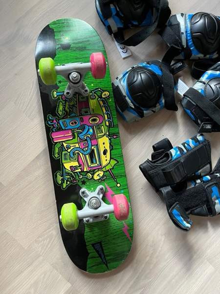 Lasten skeittilauta ja suojat Kangasala – foto 3