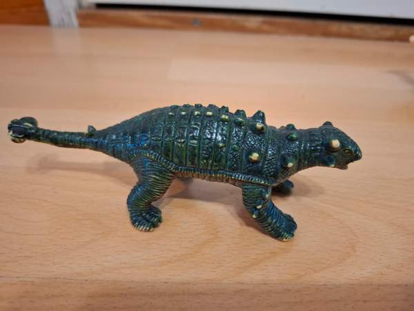 5kpl kasvissyöjä dinosauruksia Helsinki - photo 2