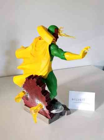 Diamond Select Marvel Gallery Vision patsas Tampere