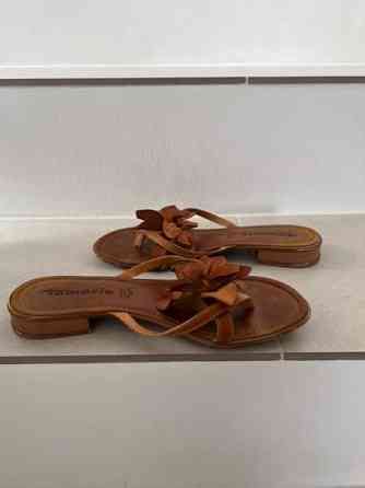 Sandaalit koko 39 Heinola