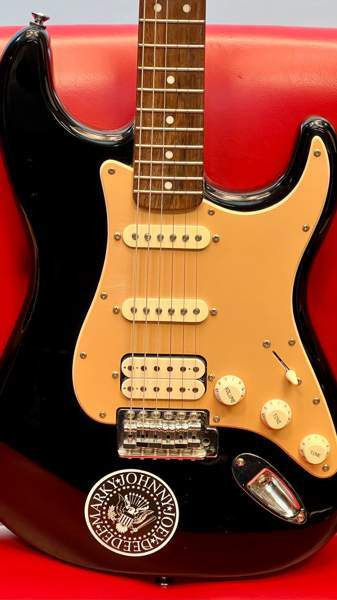 Squier Affinity Strat Tampere - photo 1