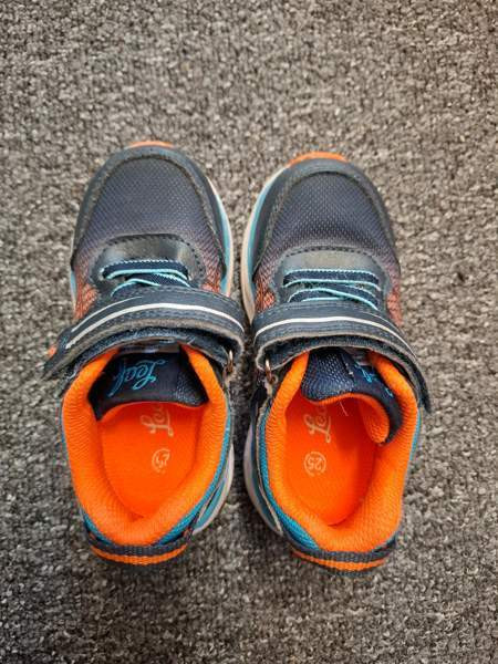 Leaf-merkkiset vilkkuvat lenkkarit Masku – foto 2