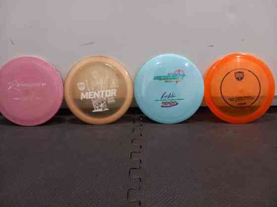 Frisbeegolf kiekot ja reppu Tampere