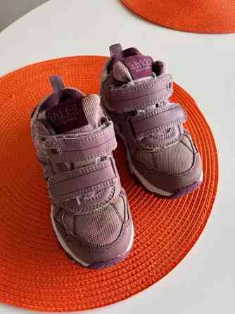 Áhkká välikausikengät Helsinki