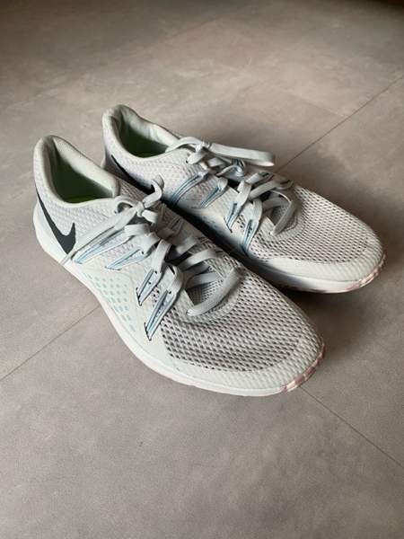 Nike treenikengät 38 Tampere - valokuva 1