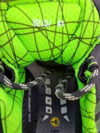 Sievi turvakengät. 41 Vantaa