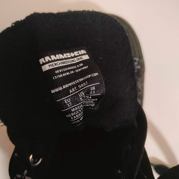 Rammstein tennarit Oulu - valokuva 3