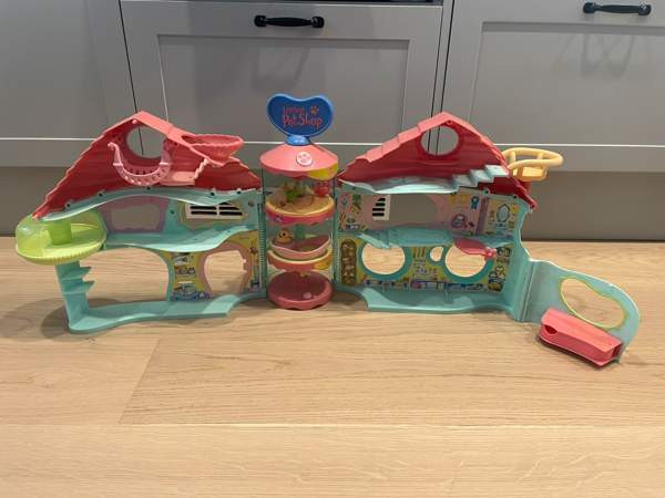 Littlest Pet Shop -talo Helsinki - valokuva 2