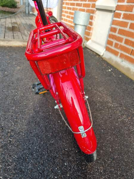 Lasten polkupyörä, Emma Madison 20 Helsinki - valokuva 3