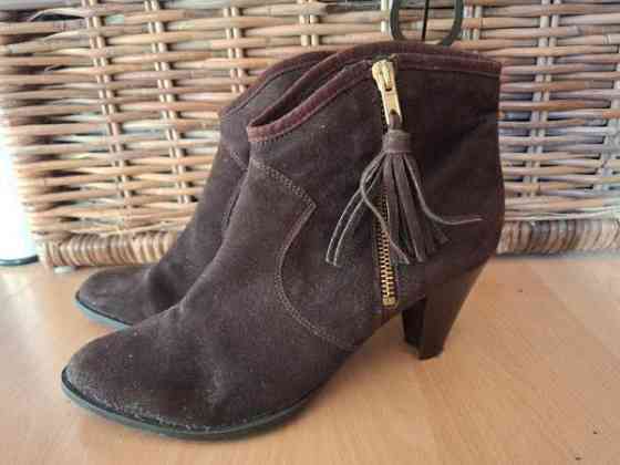 Ruskeat nahkanilkkurit koko 40 Helsinki