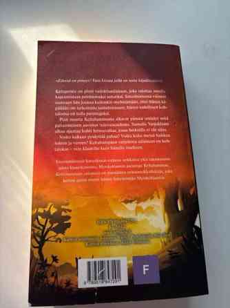 Keltahampaan salaisuus - soturi kissat Parainen