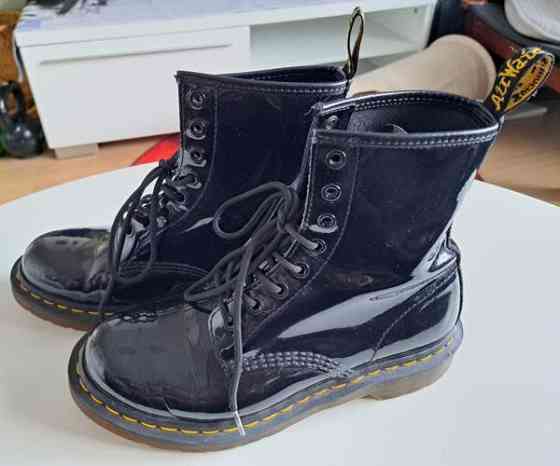 Dr. Martens nilkkurit Jyvaeskylae