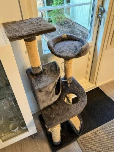 Kissojen raapimispuu / kiipeilypuu Турку - изображение 2