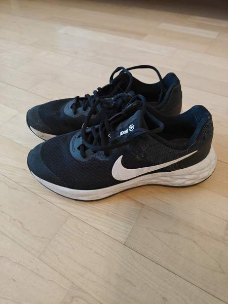 Mustat Nike lenkkarit 38 Tampere – foto 1