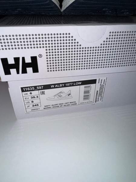 Björn Borg, Helly Hansen ja New Balance kengät Kemi - valokuva 6