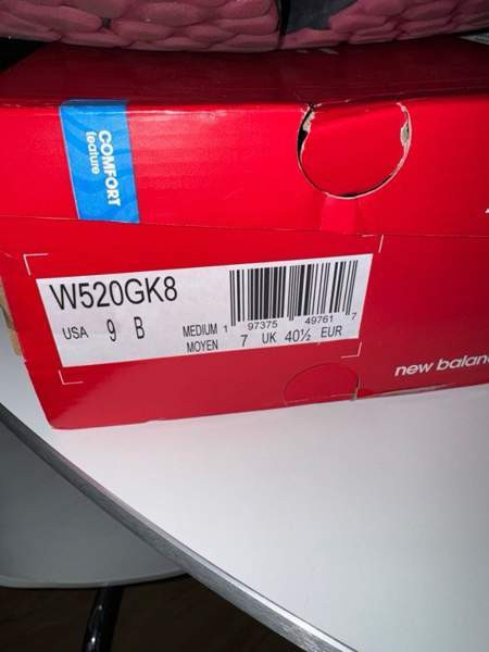 Björn Borg, Helly Hansen ja New Balance kengät Kemi - valokuva 5