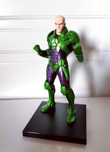 Kotobukiya ARTFX Lex Luthor patsas Tampere - valokuva 2
