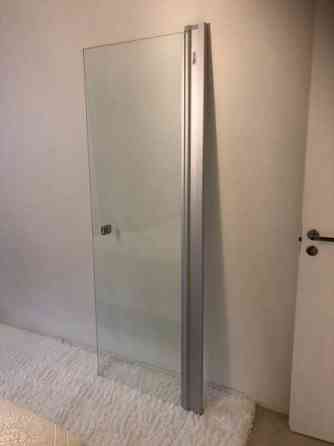 Kääntyvä suihkuseinä Riihimaeki