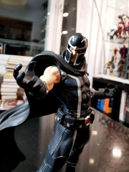 Kotobukiya ARTFX Magneto patsas Tampere - photo 2