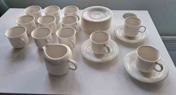 12 kpl Arabia Arctica kahvikuppeja ja kermakko - kuin uusia! Лемпяаля