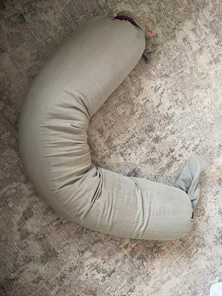 Bbhugme-raskaus-ja imetystyyny Vantaa - valokuva 3