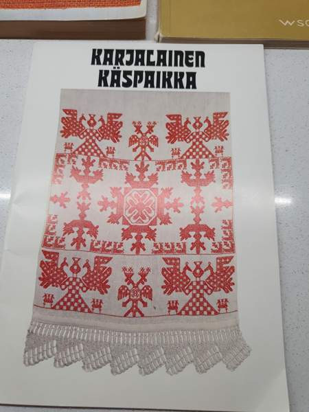 KÄSITYÖKIRJAT Helsinki - valokuva 4