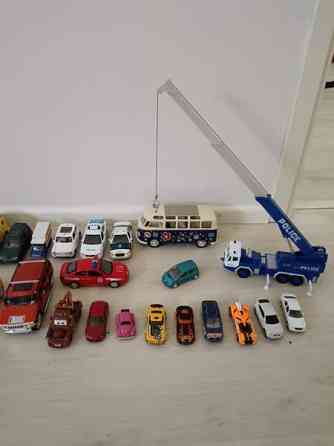 30 leluautoa Вантаа